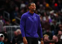 重磅！埃因霍温赛后主帅复盘华盛顿奇才冲刺阶段遗憾出局，广东宏远今晚伤情更新