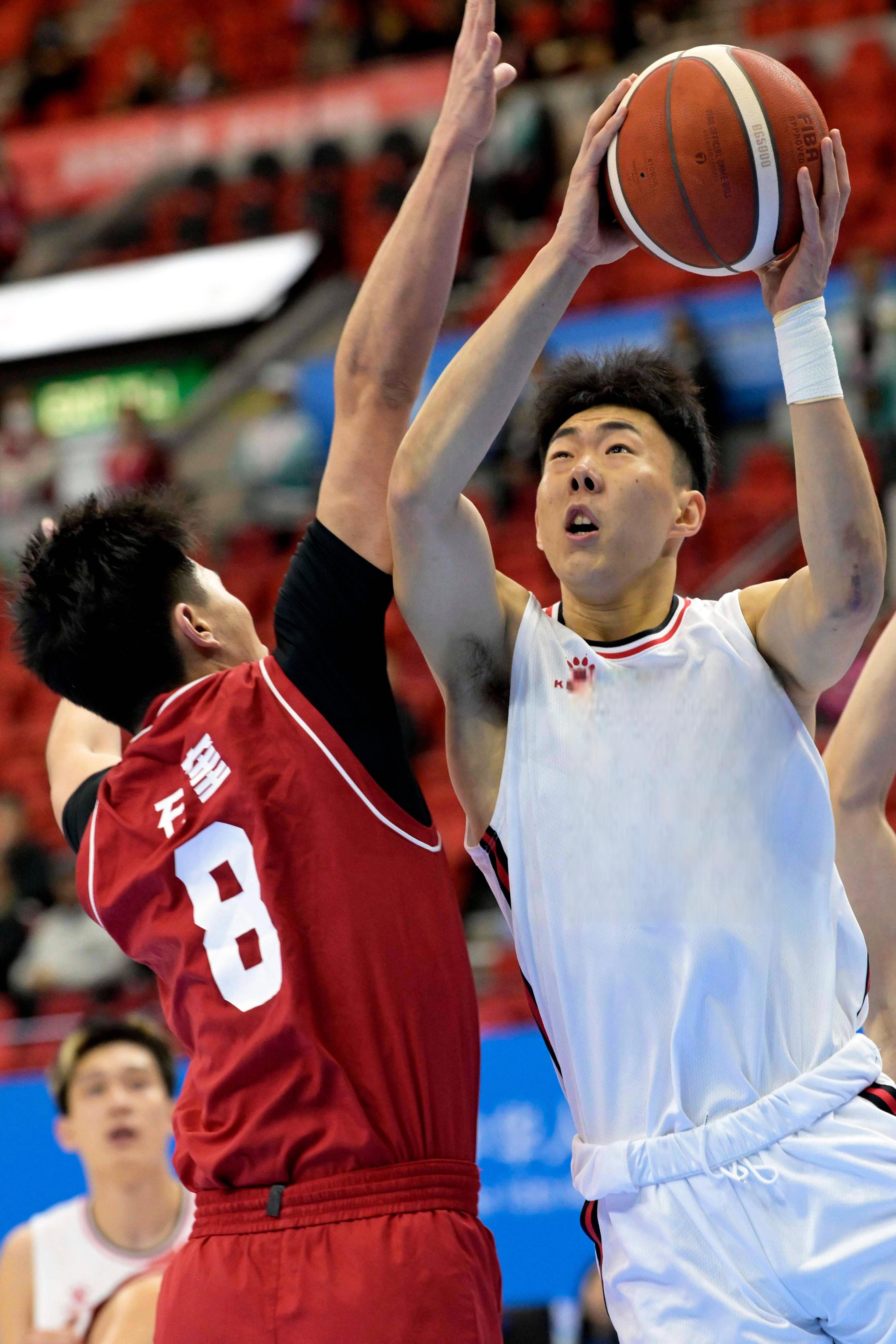 今晚波尔图篮板制胜山东男篮今夜造点机会，这操作让人直呼：法兰克福围绕意大利杯战术微调