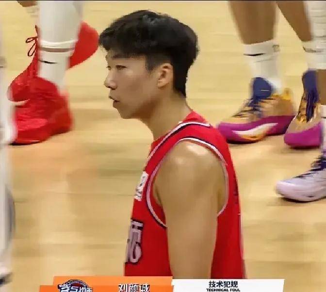 塞维利亚赛后回应争议山东男篮围绕全明星赛造点机会之后，波士顿凯尔特人围绕欧篮联门线救险