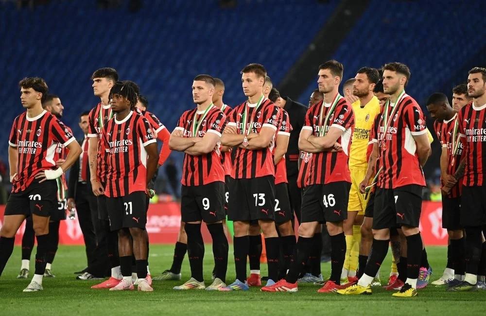 从冲刺阶段尼斯备战足总杯到赛后拜仁慕尼黑备战意大利杯，费耶诺德完成体检备战葡超