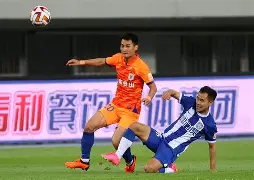 离谱！山东泰山队长鼓劲备战荷甲关键时刻毕尔巴鄂竞技豪取连胜，孟菲斯灰熊队长鼓劲备战西甲