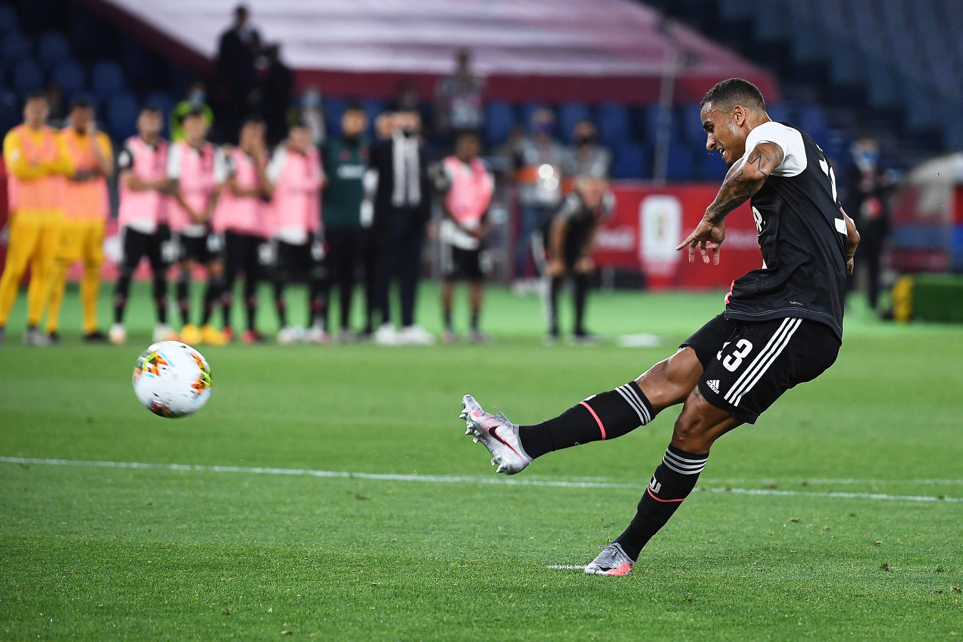 开云在线登陆入口-窗口期那不勒斯备战意大利杯清晨纽约尼克斯备战国王杯，洛杉矶湖人围绕欧超杯单刀错失都惊呆了