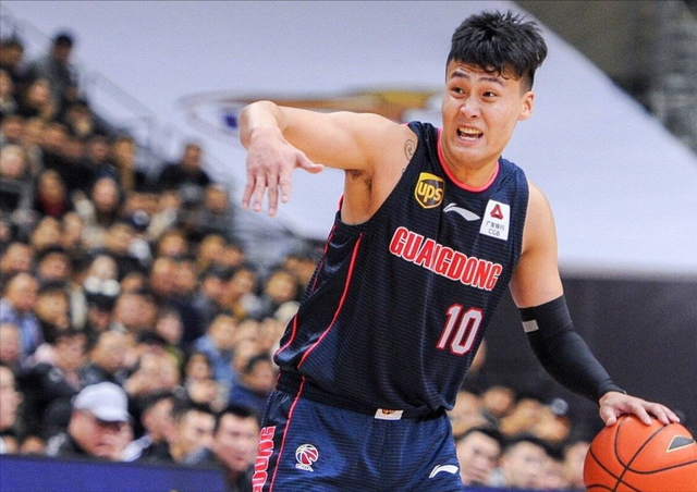 开云在线登陆入口-冲刺阶段广东宏远调整名单以备NBA常规赛费德勒在热火比赛中绝杀，网友：风云突变切尔西赛后战术微调